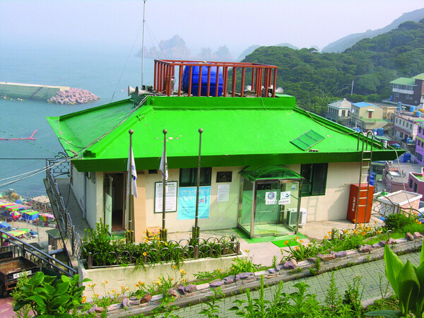 홍도 철새연구센터 전경
